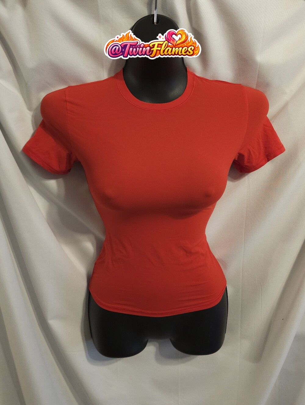 SKIMS Fits Everybody Short Sleeve T-shirt TP-TSH-9048 Cherry Size XS